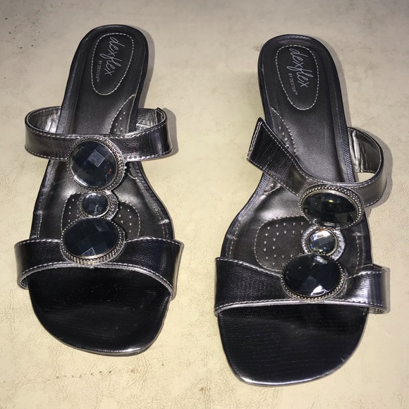 Wedge sandal - Picture 1 of 3
